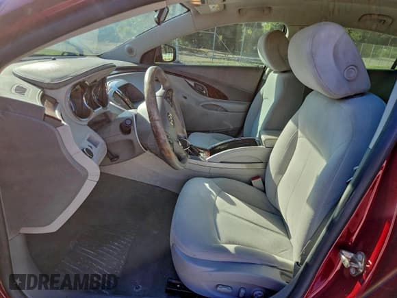 ✅ 2010 Buick LaCrosse CX • VIN: 1G4GB5EG5AF219297 • Lot: 95261755. Listed on Copart with 129,290 mi. Free auction sales archive from the USA and detailed vehicle history report at DreamBid. Image 7.