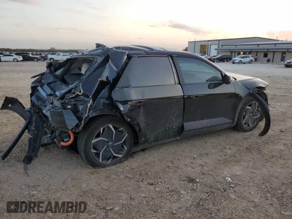 ✅ 2023 Hyundai Ioniq 5 Preferred • VIN: KM8KN4AE1PU183077 • Lot: 84926614. Wystawiony na Copart z przebiegiem 22 514 mil mil. Skorzystaj z bezpłatnego archiwum sprzedaży aukcyjnych z USA i zobacz szczegółowy raport historii pojazdu na DreamBid. Zdjęcie 3.