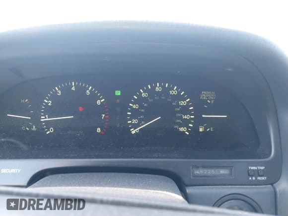 ✅ 1990 Lexus LS • VIN: JT8UF11E9L0025885 • Lot: 41330993. Listed on IAAI with 162,255 mi. Free auction sales archive from the USA and detailed vehicle history report at DreamBid. Image 7.