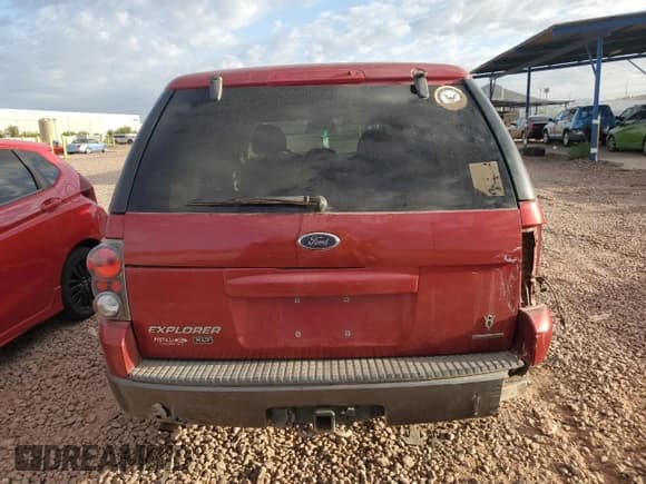 ✅ 2003 Ford Explorer XLT • VIN: 1FMZU73W13UB60322 • Lot: 53304155. Listed on Copart with 170,709 mi. Free auction sales archive from the USA and detailed vehicle history report at DreamBid. Image 6.