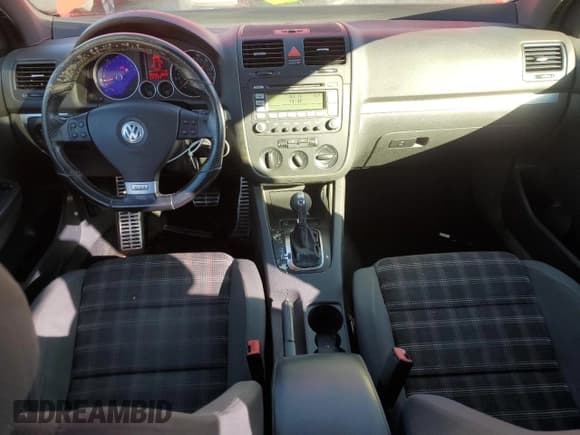 ✅ 2009 Volkswagen Golf GTI • VIN: WVWHV71K49W114333 • Лот: 88028855. Опубликован ранее на Copart с пробегом 182 169 миль. Бесплатный доступ к архиву аукционных продаж из США и подробный отчёт об истории автомобиля на DreamBid. Изображение 8.