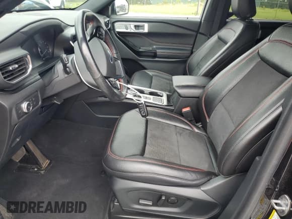 ✅ 2022 Ford Explorer ST-Line • VIN: 1FMSK7KH2NGB25199 • Lot: 67280825. Listed on Copart with 70,464 mi. Free auction sales archive from the USA and detailed vehicle history report at DreamBid. Image 7.