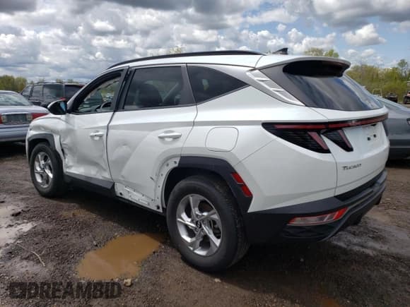 ✅ 2022 Hyundai Tucson SEL • VIN: 5NMJBCAE4NH082283 • Lot: 51123033. Wystawiony na Copart z przebiegiem 22 713 mil. Bezpłatny archiwum sprzedaży aukcyjnych z USA i szczegółowy raport historii pojazdu na DreamBid. Zdjęcie 2.