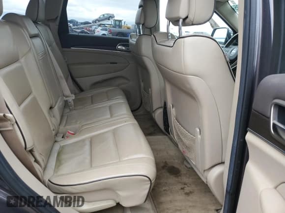 ✅ 2014 Jeep Grand Cherokee Overland • VIN: 1C4RJFCT6EC426312 • Lot: 85564995. Listed on Copart with 131,140 mi. Free auction sales archive from the USA and detailed vehicle history report at DreamBid. Image 11.