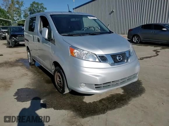 ✅ 2017 Nissan NV200 S • VIN: 3N6CM0KN8HK718049 • Lot: 86774005. Wystawiony na Copart z przebiegiem 166 904 mil. Bezpłatny archiwum sprzedaży aukcyjnych z USA i szczegółowy raport historii pojazdu na DreamBid. Zdjęcie 15.