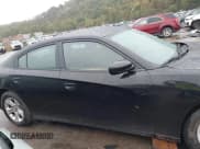 ✅ 2015 Dodge Charger SE • VIN: 2C3CDXBG4FH753110 • Lot: 43395024. Wystawiony na IAAI z przebiegiem 273 349 mil. Bezpłatny archiwum sprzedaży aukcyjnych z USA i szczegółowy raport historii pojazdu na DreamBid. Zdjęcie 14.