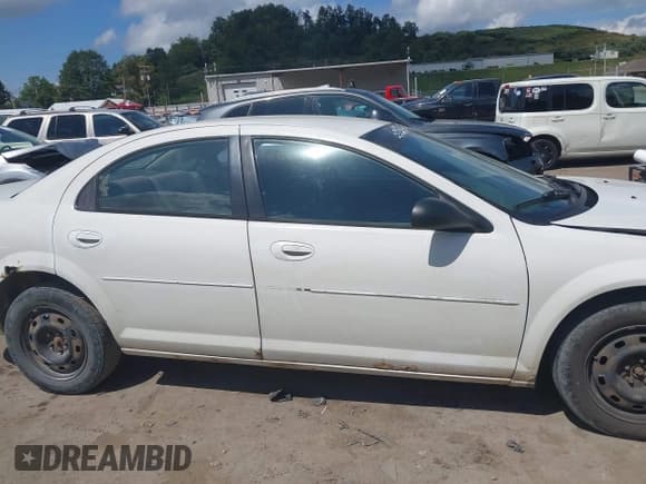 ✅ 2006 Dodge Stratus SXT • VIN: 1B3AL46T66N254166 • Лот: 43108623. Опубликован ранее на IAAI с пробегом 150 903 миль. Бесплатный доступ к архиву аукционных продаж из США и подробный отчёт об истории автомобиля на DreamBid. Изображение 14.