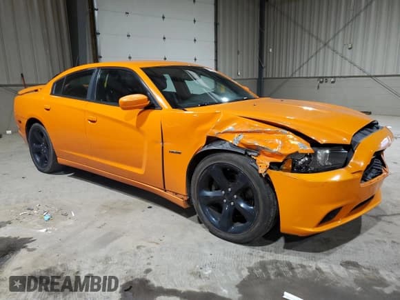 ✅ 2014 Dodge Charger RT • VIN: 2C3CDXCT6EH295287 • Lot: 90755995. Wystawiony na Copart z przebiegiem 65 850 mil. Bezpłatny archiwum sprzedaży aukcyjnych z USA i szczegółowy raport historii pojazdu na DreamBid. Zdjęcie 4.