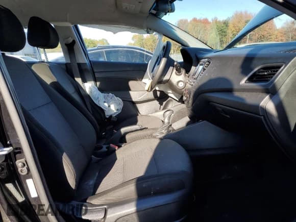 ✅ 2020 Hyundai Accent SE • VIN: 3KPC24A61LE113422 • Lot: 86548655. Listed on Copart with 66,844 mi. Free auction sales archive from the USA and detailed vehicle history report at DreamBid. Image 7.