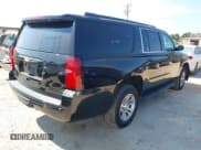✅ 2019 Chevrolet Suburban LT • VIN: 1GNSCHKC9KR375252 • Lot: 43286862. Wystawiony na IAAI z przebiegiem 214 493 mil. Bezpłatny archiwum sprzedaży aukcyjnych z USA i szczegółowy raport historii pojazdu na DreamBid. Zdjęcie 4.