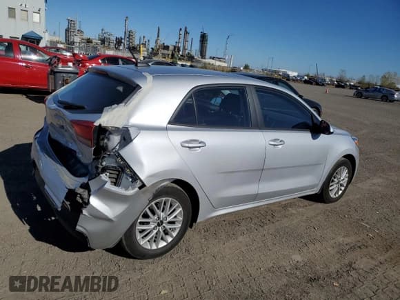 ✅ 2023 Kia Rio S • VIN: 3KPA25AD4PE625550 • Lot: 87093395. Wystawiony na Copart z przebiegiem 49 430 mil. Bezpłatny archiwum sprzedaży aukcyjnych z USA i szczegółowy raport historii pojazdu na DreamBid. Zdjęcie 3.