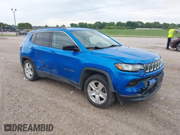 ✅ 2022 Jeep Compass Latitude • VIN: 3C4NJCBB4NT112832 • Lot: 42552865. Listed on IAAI with 66,967 mi. Free auction sales archive from the USA and detailed vehicle history report at DreamBid. Image 1.