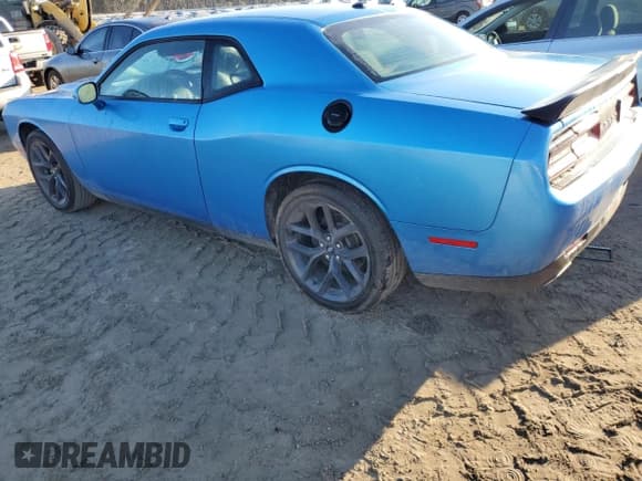 ✅ 2019 Dodge Challenger SXT • VIN: 2C3CDZAG5KH735500 • Lot: 82900753. Wystawiony na Copart z przebiegiem Nie podano. Bezpłatny archiwum sprzedaży aukcyjnych z USA i szczegółowy raport historii pojazdu na DreamBid. Zdjęcie 2.