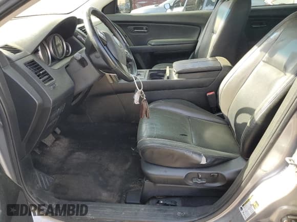 ✅ 2010 Mazda CX-9 Sport • VIN: JM3TB3MV0A0218382 • Lot: 49409785. Wystawiony na Copart z przebiegiem 242 598 mil. Bezpłatny archiwum sprzedaży aukcyjnych z USA i szczegółowy raport historii pojazdu na DreamBid. Zdjęcie 7.