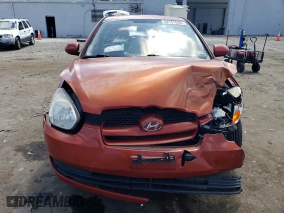 ✅ 2010 Hyundai Accent GS • VIN: KMHCM3AC0AU157643 • Лот: 68151095. Опубликован ранее на Copart с пробегом 198 898 миль. Бесплатный доступ к архиву аукционных продаж из США и подробный отчёт об истории автомобиля на DreamBid. Изображение 5.
