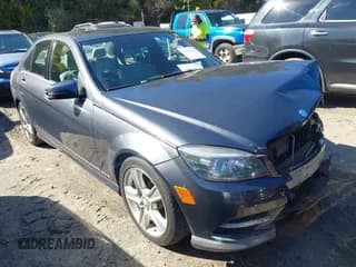✅ 2011 Mercedes-Benz C 300 Sport • VIN: WDDGF8BB6BR153139 • Лот: 43402642. Опубликован ранее на IAAI с пробегом 152 236 миль. Бесплатный доступ к архиву аукционных продаж из США и подробный отчёт об истории автомобиля на DreamBid. Изображение 1.