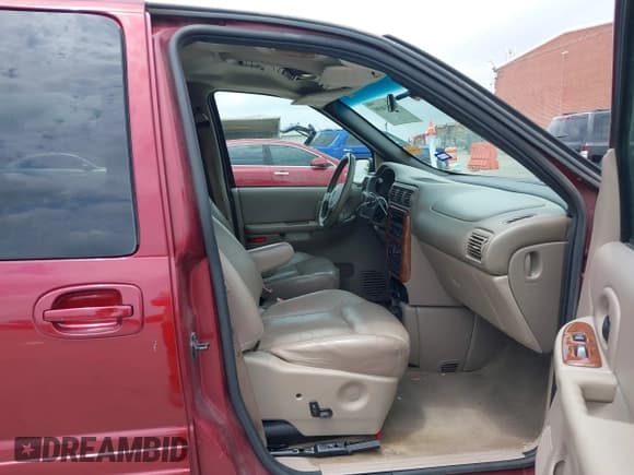 ✅ 2003 Oldsmobile Silhouette • VIN: 1GHDX13E33D303498 • Лот: 42114690. Опубликован ранее на IAAI с пробегом 189 387 миль. Бесплатный доступ к архиву аукционных продаж из США и подробный отчёт об истории автомобиля на DreamBid. Изображение 5.