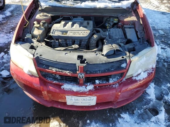 ✅ 2008 Dodge Avenger SE • VIN: 1B3LC46K68N105940 • Лот: 41532015. Опубликован ранее на Copart с пробегом 174 561 миль. Бесплатный доступ к архиву аукционных продаж из США и подробный отчёт об истории автомобиля на DreamBid. Изображение 11.