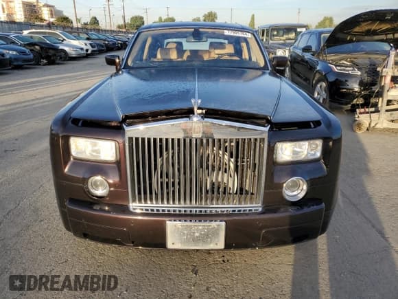 ✅ 2006 Rolls-Royce Phantom • VIN: SCA1S684X6UX08208 • Lot: 77905764. Listed on Copart with 108,986 mi. Free auction sales archive from the USA and detailed vehicle history report at DreamBid. Image 5.