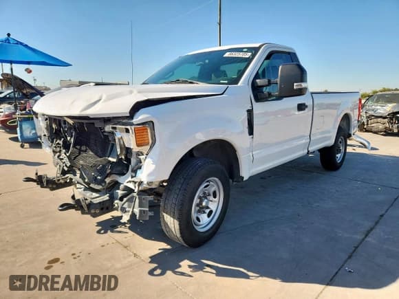 ✅ 2020 Ford F-250 XL • VIN: 1FTBF2A63LED47397 • Lot: 86325705. Wystawiony na Copart z przebiegiem Nie podano. Bezpłatny archiwum sprzedaży aukcyjnych z USA i szczegółowy raport historii pojazdu na DreamBid. Zdjęcie 1.
