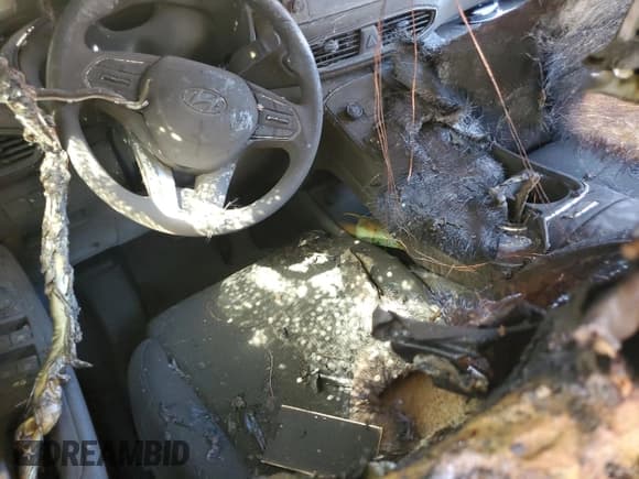 ✅ 2022 Hyundai Santa Fe SEL • VIN: 5NMS2DAJ0NH450885 • Lot: 62377105. Listed on Copart with Not provided. Free auction sales archive from the USA and detailed vehicle history report at DreamBid. Image 7.