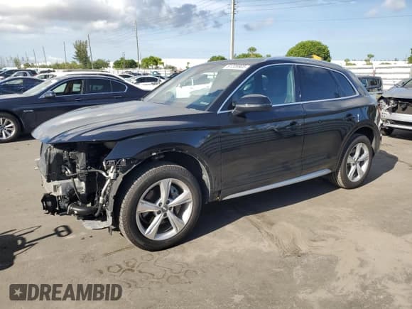 ✅ 2020 Audi Q5 Premium Plus • VIN: WA1BNAFY4L2107486 • Lot: 61209905. Wystawiony na Copart z przebiegiem 30 259 mil. Bezpłatny archiwum sprzedaży aukcyjnych z USA i szczegółowy raport historii pojazdu na DreamBid. Zdjęcie 1.