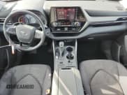 ✅ 2021 Toyota Highlander LE • VIN: 5TDBZRBH3MS534294 • Lot: 91676525. Listed on Copart with 37,707 mi. Free auction sales archive from the USA and detailed vehicle history report at DreamBid. Image 8.