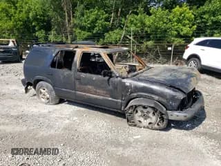✅ 2001 Chevrolet Blazer LT • VIN: 1GNDT13WX1K259946 • Lot: 60922105. Wystawiony na Copart z przebiegiem Nie podano. Bezpłatny archiwum sprzedaży aukcyjnych z USA i szczegółowy raport historii pojazdu na DreamBid. Zdjęcie 4.