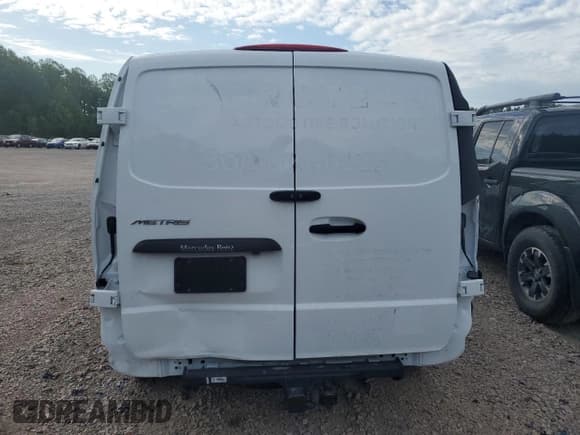 ✅ 2023 Mercedes-Benz Metris Cargo • VIN: W1YV0BEY9P4267409 • Лот: 51648415. Опубликован ранее на Copart с пробегом 10 525 миль. Бесплатный доступ к архиву аукционных продаж из США и подробный отчёт об истории автомобиля на DreamBid. Изображение 6.