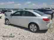 2015 Chevrolet Cruze LS z VIN 1G1PB5SHXF7168388, wystawiony jako Copart lot #56934345 z przebiegiem 55 976 mil mil oraz Czysty tytuł • Clean title. Historia ofert i sprzedaży dostępna na DreamBid. Obrazek 2.