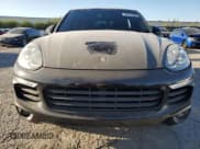 ✅ 2018 Porsche Cayenne S • VIN: WP1AB2A21JLA60345 • Lot: 80791995. Wystawiony na Copart z przebiegiem 48 348 mil. Bezpłatny archiwum sprzedaży aukcyjnych z USA i szczegółowy raport historii pojazdu na DreamBid. Zdjęcie 5.
