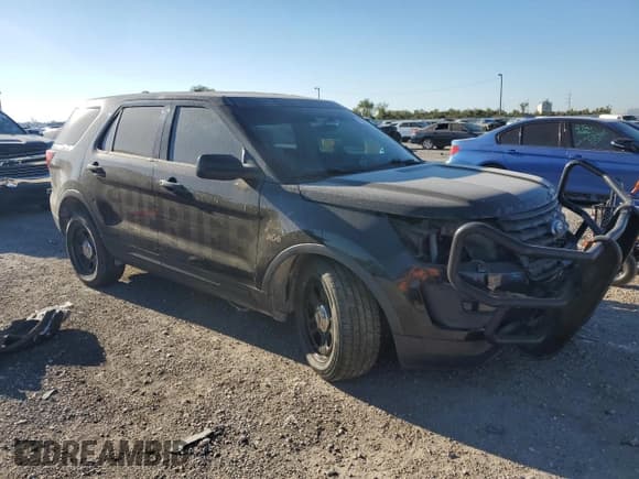 ✅ 2017 Ford Police Interceptor Utility • VIN: 1FM5K8AT9HGB82772 • Лот: 72548344. Опубликован ранее на Copart с пробегом 157 268 миль. Бесплатный доступ к архиву аукционных продаж из США и подробный отчёт об истории автомобиля на DreamBid. Изображение 4.