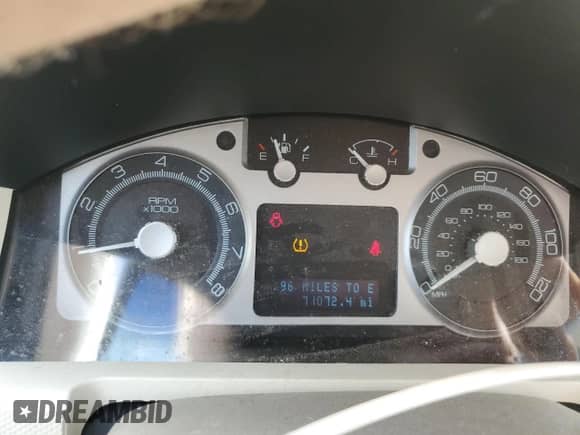 2009 Mercury Mariner с VIN 4M2CU81G69KJ03673, выставлен на аукционе Copart как лот 63932915 с пробегом 71 072 миль миль и Списание • Salvage title. История ставок и продаж доступна на DreamBid. Изображение 9.