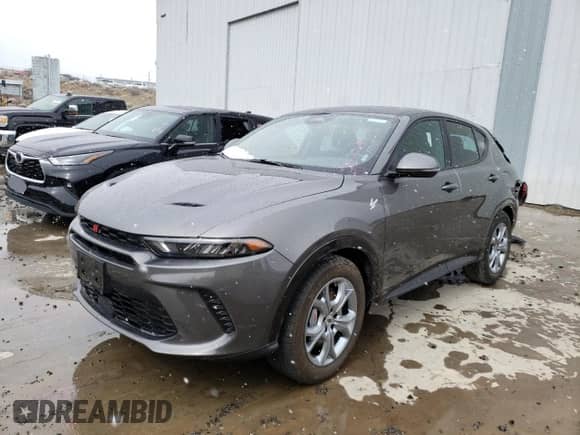 2024 Dodge Hornet R/T with VIN ZACPDFCW8R3A30500, listed as a Copart auction lot 47810855 with 13,206 mi miles and Non repairable. Bid and sale history available at DreamBid. Image 1.