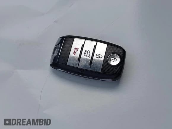 ✅ 2014 Kia Sorento EX • VIN: 5XYKUDA77EG524120 • Lot: 43898218. Listed on IAAI with 110,122 mi. Free auction sales archive from the USA and detailed vehicle history report at DreamBid. Image 11.