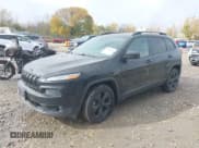 ✅ 2017 Jeep Cherokee Limited • VIN: 1C4PJLDB5HW613829 • Лот: 43506714. Опубликован ранее на IAAI с пробегом 127 061 миль. Бесплатный доступ к архиву аукционных продаж из США и подробный отчёт об истории автомобиля на DreamBid. Изображение 17.
