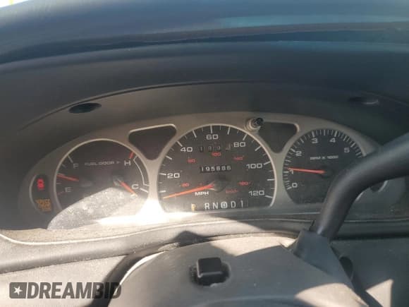 ✅ 1999 Ford Taurus SE • VIN: 1FAFP53U1XA288817 • Lot: 82189255. Listed on Copart with 195,886 mi. Free auction sales archive from the USA and detailed vehicle history report at DreamBid. Image 9.