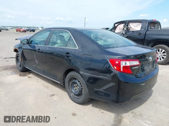✅ 2014 Toyota Camry L • VIN: 4T4BF1FK2ER343688 • Lot: 42525617. Listed on IAAI with 150,743 mi. Free auction sales archive from the USA and detailed vehicle history report at DreamBid. Image 3.