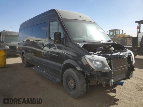 ✅ 2016 Mercedes-Benz Sprinter Passenger • VIN: WDZPE8CD3GP232932 • Лот: 77810164. Опубликован ранее на Copart с пробегом Не указан. Бесплатный доступ к архиву аукционных продаж из США и подробный отчёт об истории автомобиля на DreamBid. Изображение 4.