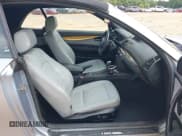 ✅ 2011 BMW 1 Series 128i • VIN: WBAUL7C55BVM81052 • Lot: 42618650. Listed on IAAI with 89,369 mi. Free auction sales archive from the USA and detailed vehicle history report at DreamBid. Image 5.