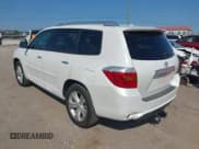 ✅ 2010 Toyota Highlander Limited • VIN: 5TDYK3EH1AS004537 • Лот: 43266629. Опубликован ранее на IAAI с пробегом 241 298 миль. Бесплатный доступ к архиву аукционных продаж из США и подробный отчёт об истории автомобиля на DreamBid. Изображение 19.