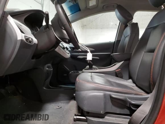✅ 2021 Chevrolet Bolt EV Premier • VIN: 1G1FZ6S05M4100022 • Lot: 44003045. Wystawiony na Copart z przebiegiem 43 764 mil. Bezpłatny archiwum sprzedaży aukcyjnych z USA i szczegółowy raport historii pojazdu na DreamBid. Zdjęcie 7.
