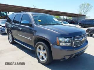 2010 Chevrolet Tahoe LTZ с VIN 1GNUCCE04AR106586, выставлен на аукционе IAAI как лот 41972972 с пробегом 283 992 миль миль и . История ставок и продаж доступна на DreamBid. Изображение 1.