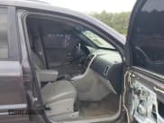 ✅ 2008 Chevrolet Equinox LT • VIN: 2CNDL43F886011908 • Лот: 42079518. Опубликован ранее на IAAI с пробегом 211 636 миль. Бесплатный доступ к архиву аукционных продаж из США и подробный отчёт об истории автомобиля на DreamBid. Изображение 5.