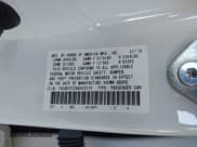 ✅ 2017 Acura TLX • VIN: 19UUB1F32HA000074 • Lot: 43053395. Wystawiony na IAAI z przebiegiem 87 360 mil. Bezpłatny archiwum sprzedaży aukcyjnych z USA i szczegółowy raport historii pojazdu na DreamBid. Zdjęcie 9.