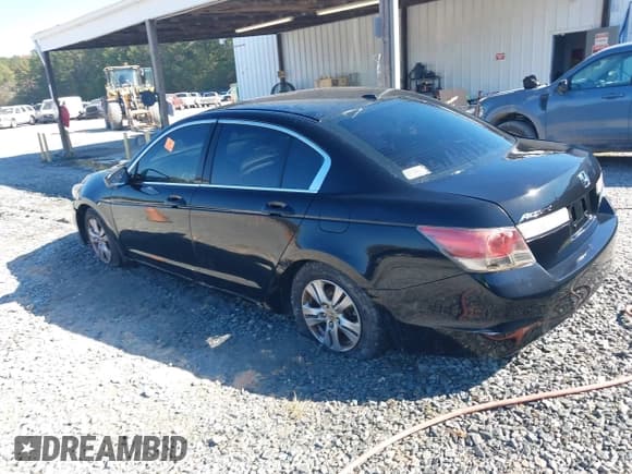 ✅ 2012 Honda Accord EX-L • VIN: 1HGCP2F87CA098073 • Lot: 43647385. Listed on IAAI with 424,857 mi. Free auction sales archive from the USA and detailed vehicle history report at DreamBid. Image 3.