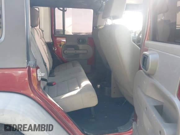 ✅ 2008 Jeep Wrangler Unlimited Rubicon • VIN: 1J4GA69168L573466 • Lot: 41827091. Listed on IAAI with 180,026 mi. Free auction sales archive from the USA and detailed vehicle history report at DreamBid. Image 5.