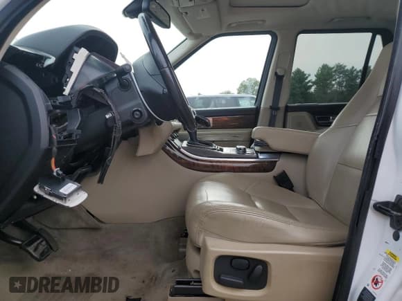 ✅ 2011 Land Rover Range Rover Sport HSE • VIN: SALSF2D46BA295434 • Лот: 81859835. Опубликован ранее на Copart с пробегом Не указан. Бесплатный доступ к архиву аукционных продаж из США и подробный отчёт об истории автомобиля на DreamBid. Изображение 7.