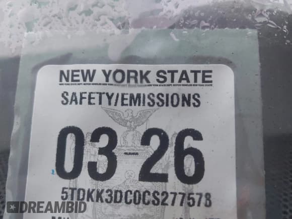 ✅ 2012 Toyota Sienna LE AAS • VIN: 5TDKK3DC0CS277578 • Lot: 43340372. Wystawiony na IAAI z przebiegiem 257 614 mil. Bezpłatny archiwum sprzedaży aukcyjnych z USA i szczegółowy raport historii pojazdu na DreamBid. Zdjęcie 18.