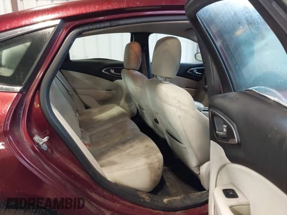 ✅ 2015 Chrysler 200 Limited • VIN: 1C3CCCAB6FN557890 • Lot: 43542900. Listed on IAAI with 168,624 mi. Free auction sales archive from the USA and detailed vehicle history report at DreamBid. Image 8.